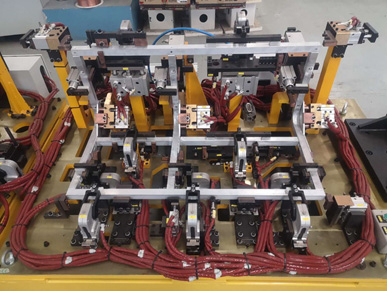 長春金越中車A型車鋁合金框架焊接工作站項目